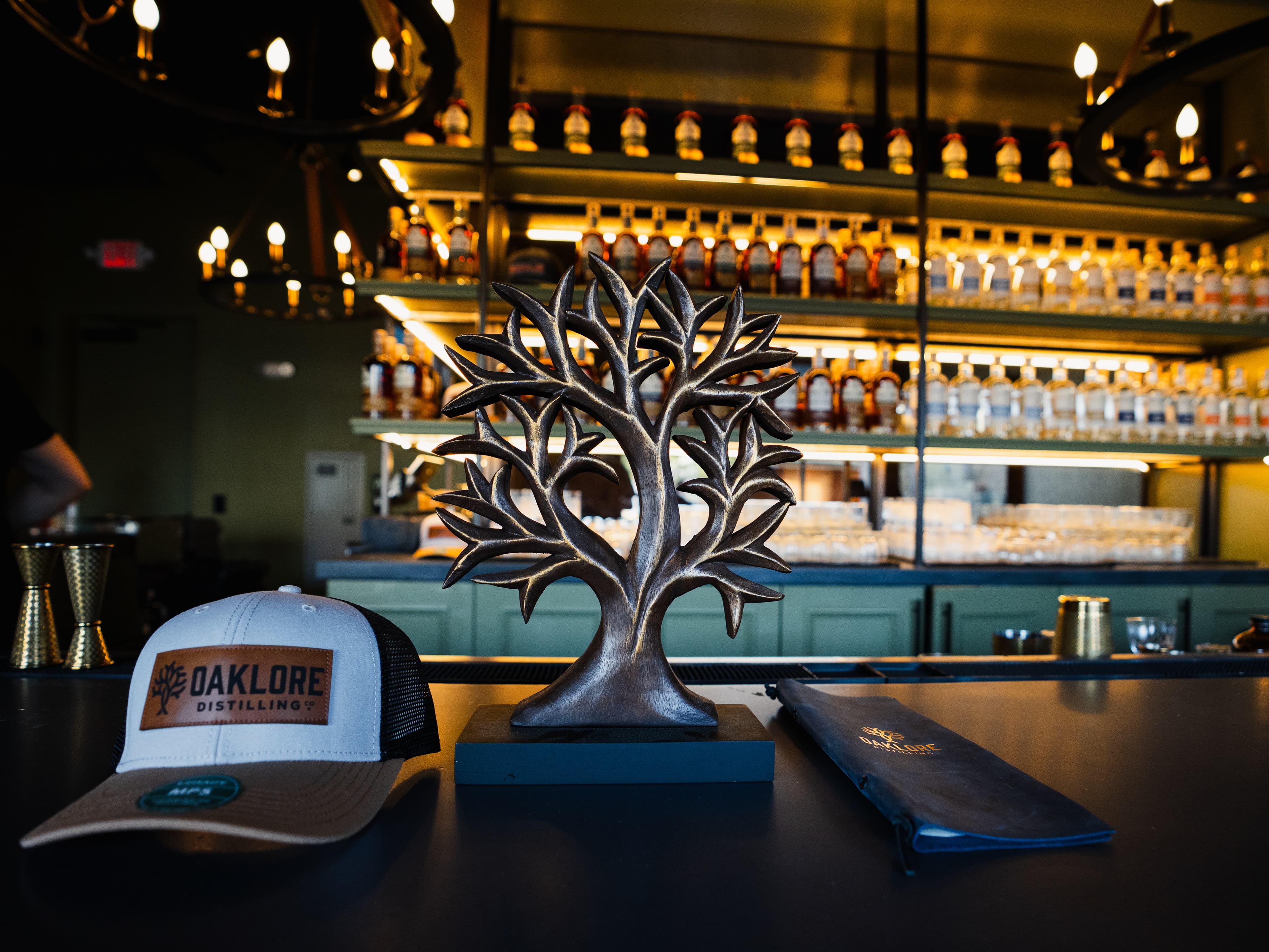 Oaklore tree sculpture and hat