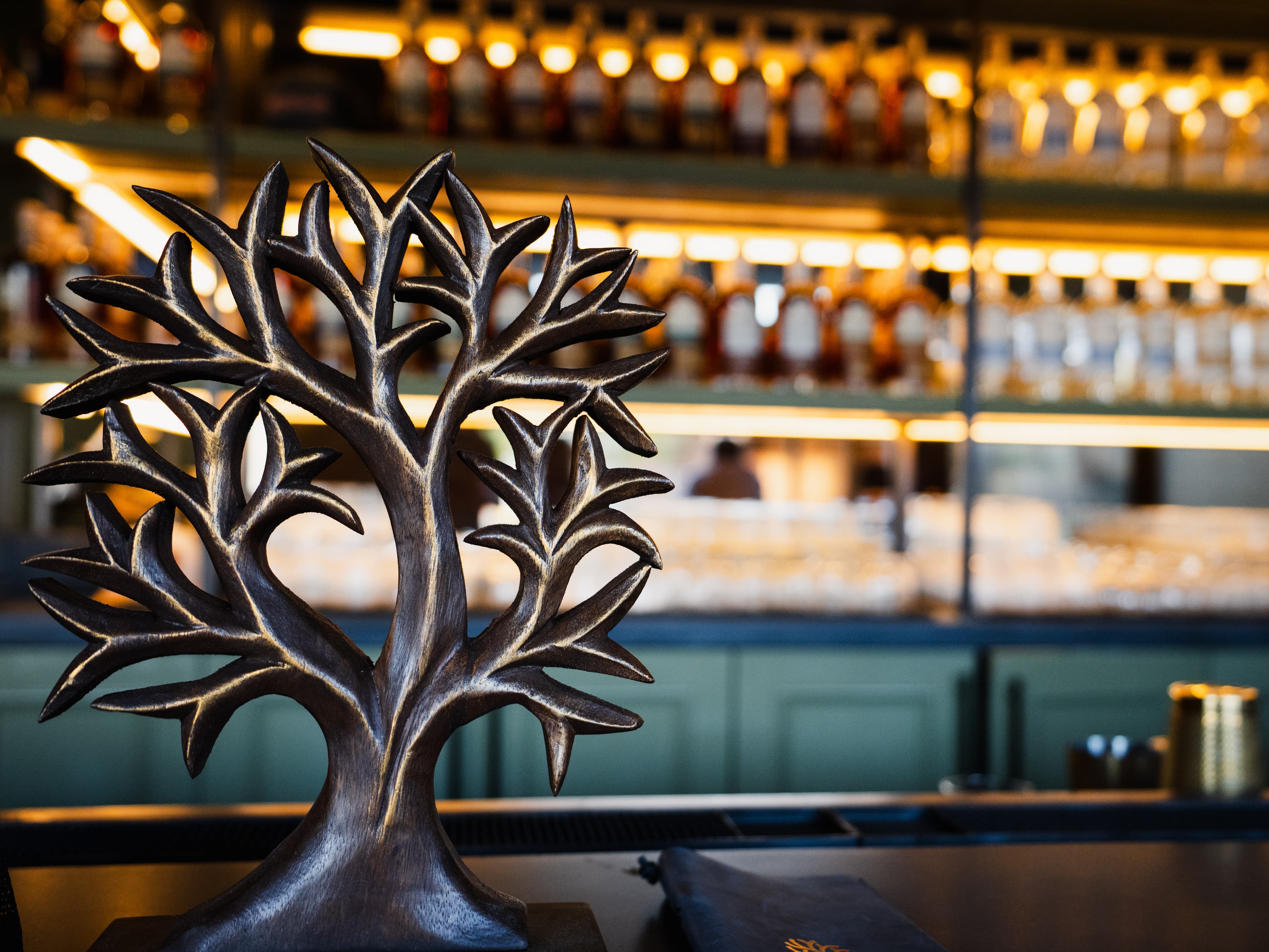 Oaklore tree sculpture